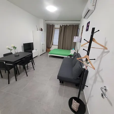 2 Comoda Appartement Rozzano