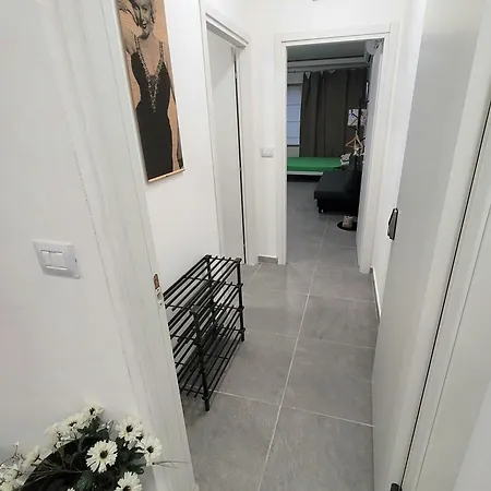 2 Comoda Apartament *